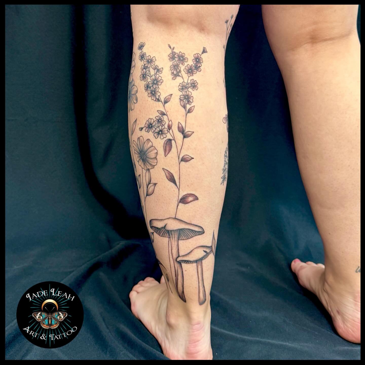 Tattoo by @jadeleah.artandtattoo β black_and_grey