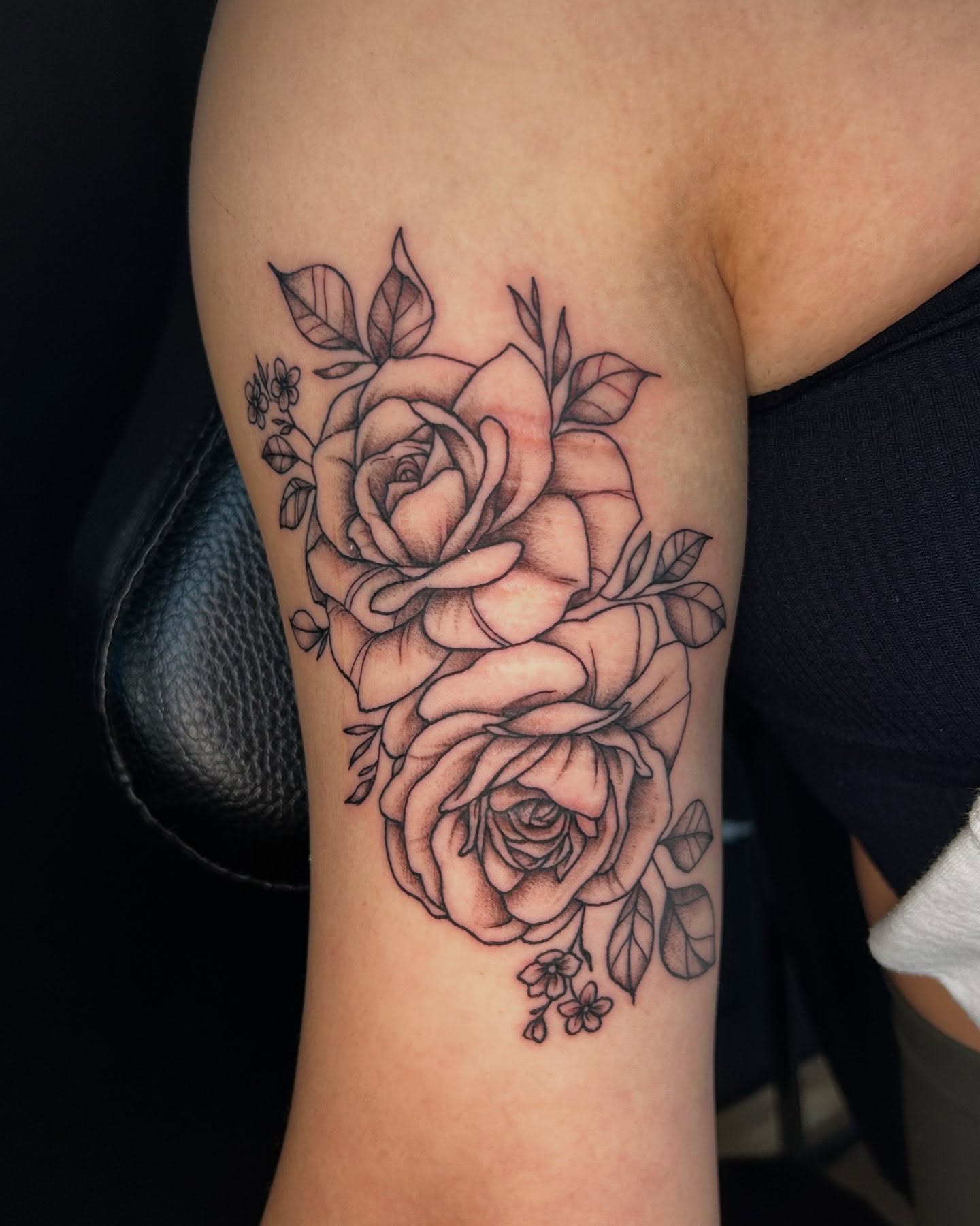 Roses black and grey tattoo on the forearm by Abby Camacho - Tattoo Artist and Piercer โจ๐