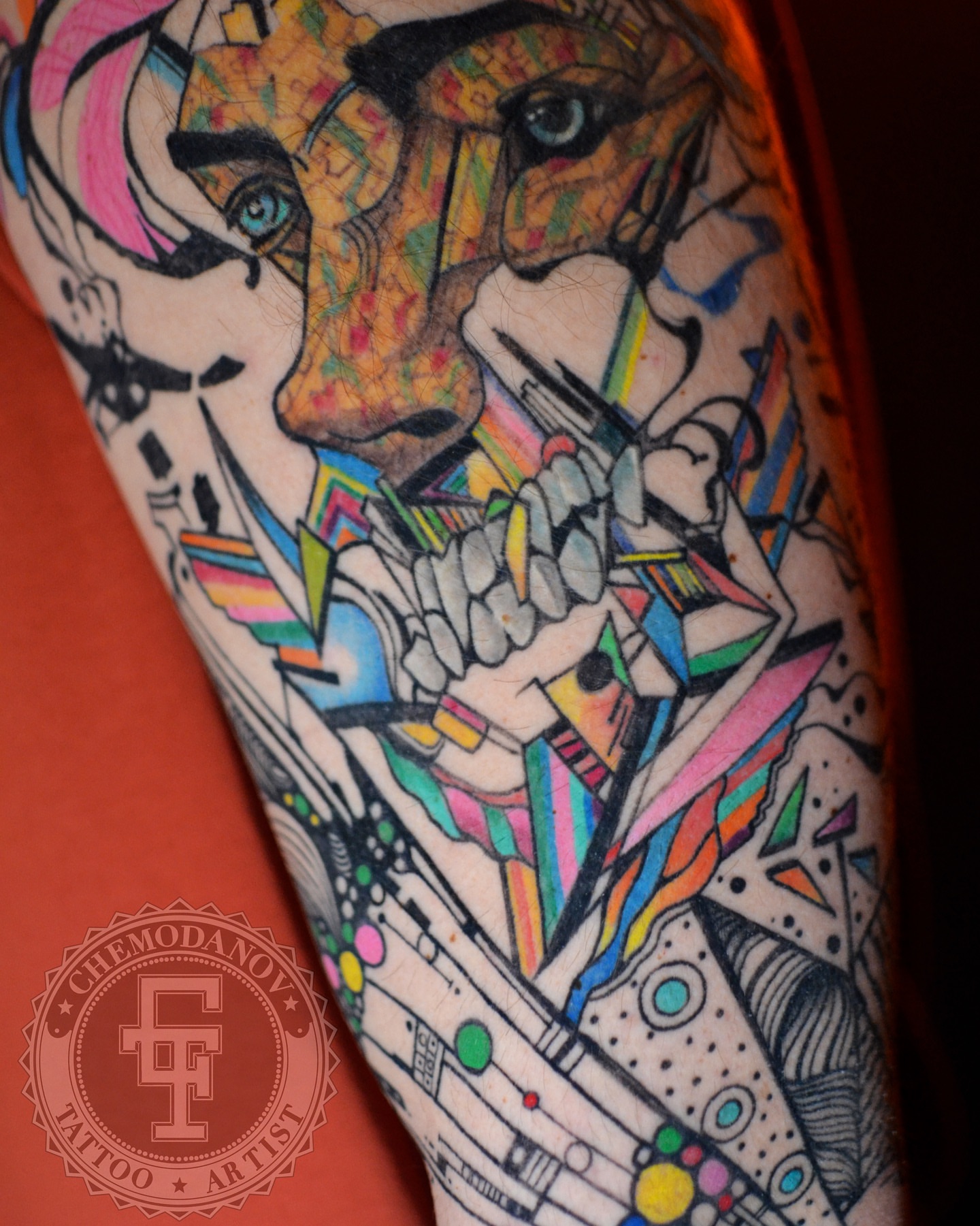 Tattoo by @chemodanov11 — geometric