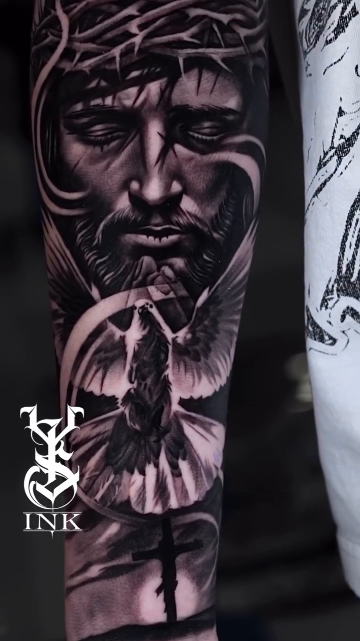 Tattoo by @lys__ink — realism, black_and_grey