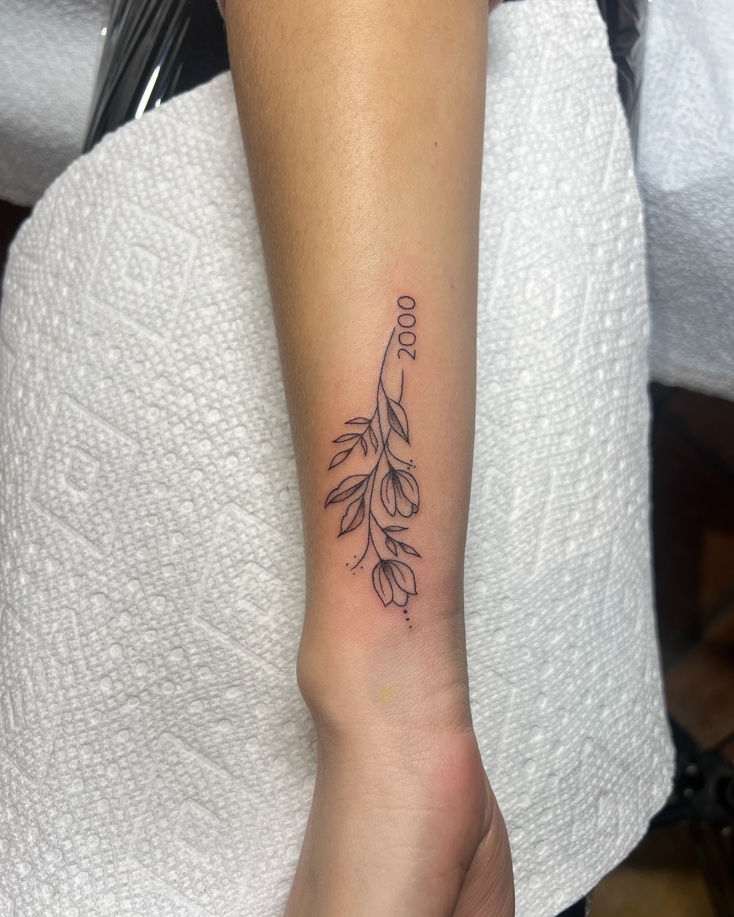 Tattoo by @lucky.u.tattoo โ fine_line