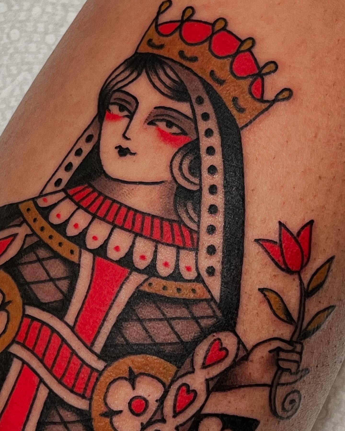 Queen of hearts American traditional tattoo on the upper arm by Liv :)