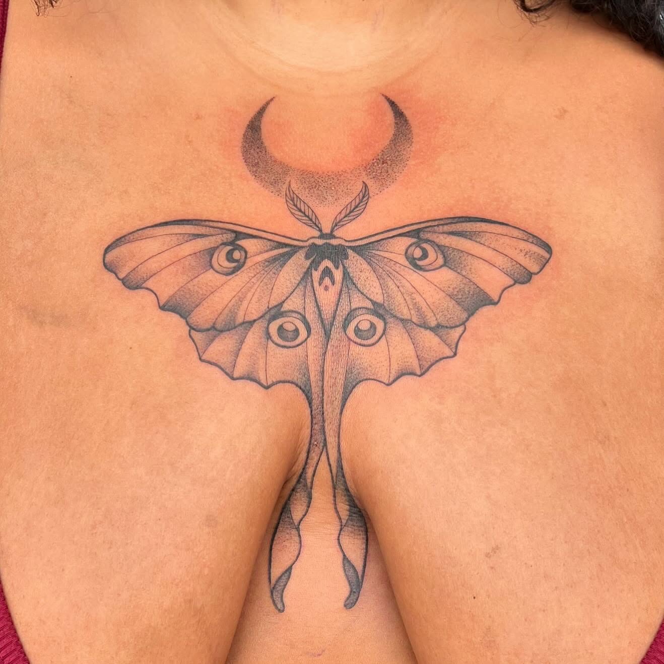 Tattoo by @lilith_tattoos — dotwork, geometric