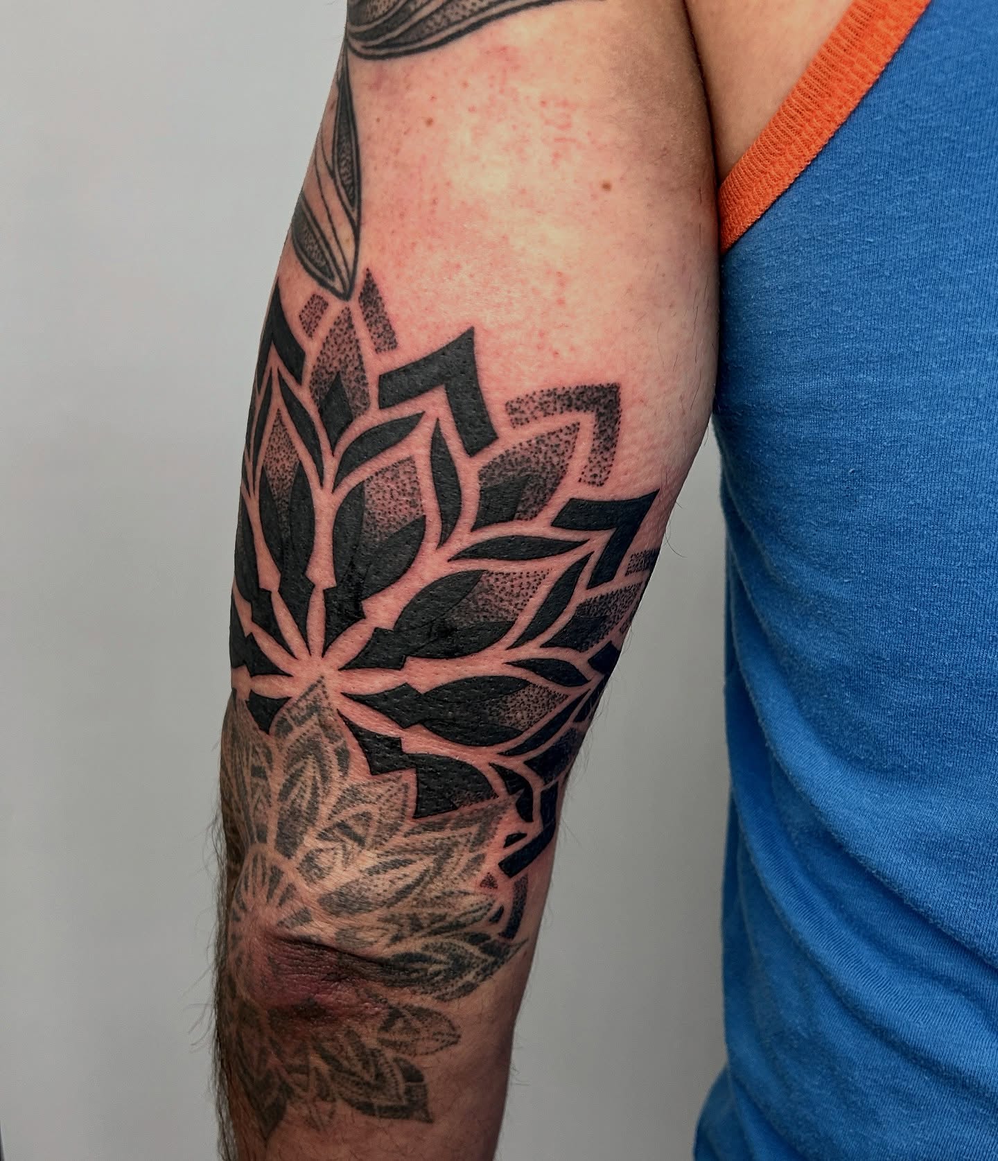 Tattoo by @notmarytattoos — dotwork, geometric