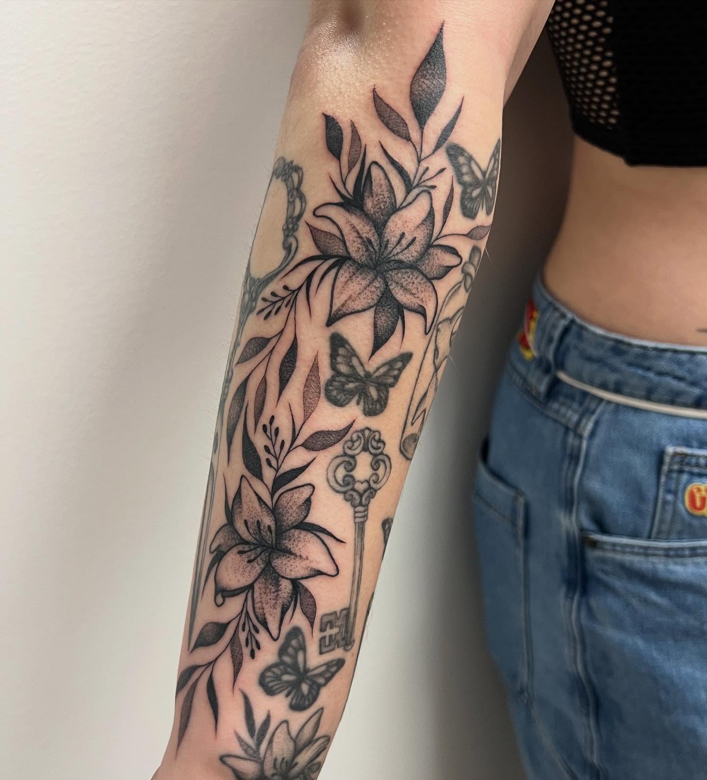 Tattoo by @tattedbycamryn โ dotwork, black_and_grey