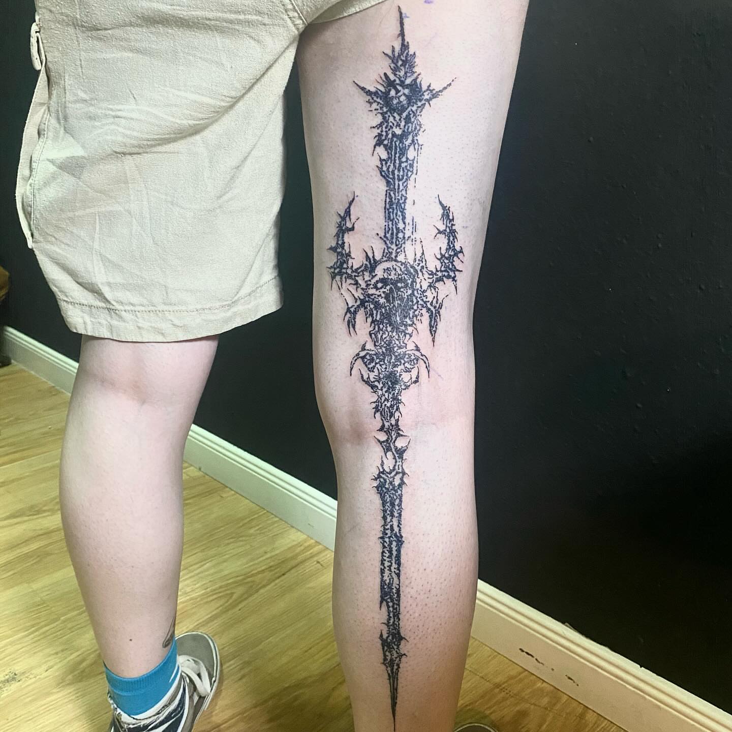 Tattoo by @sangresuciia — black_and_grey