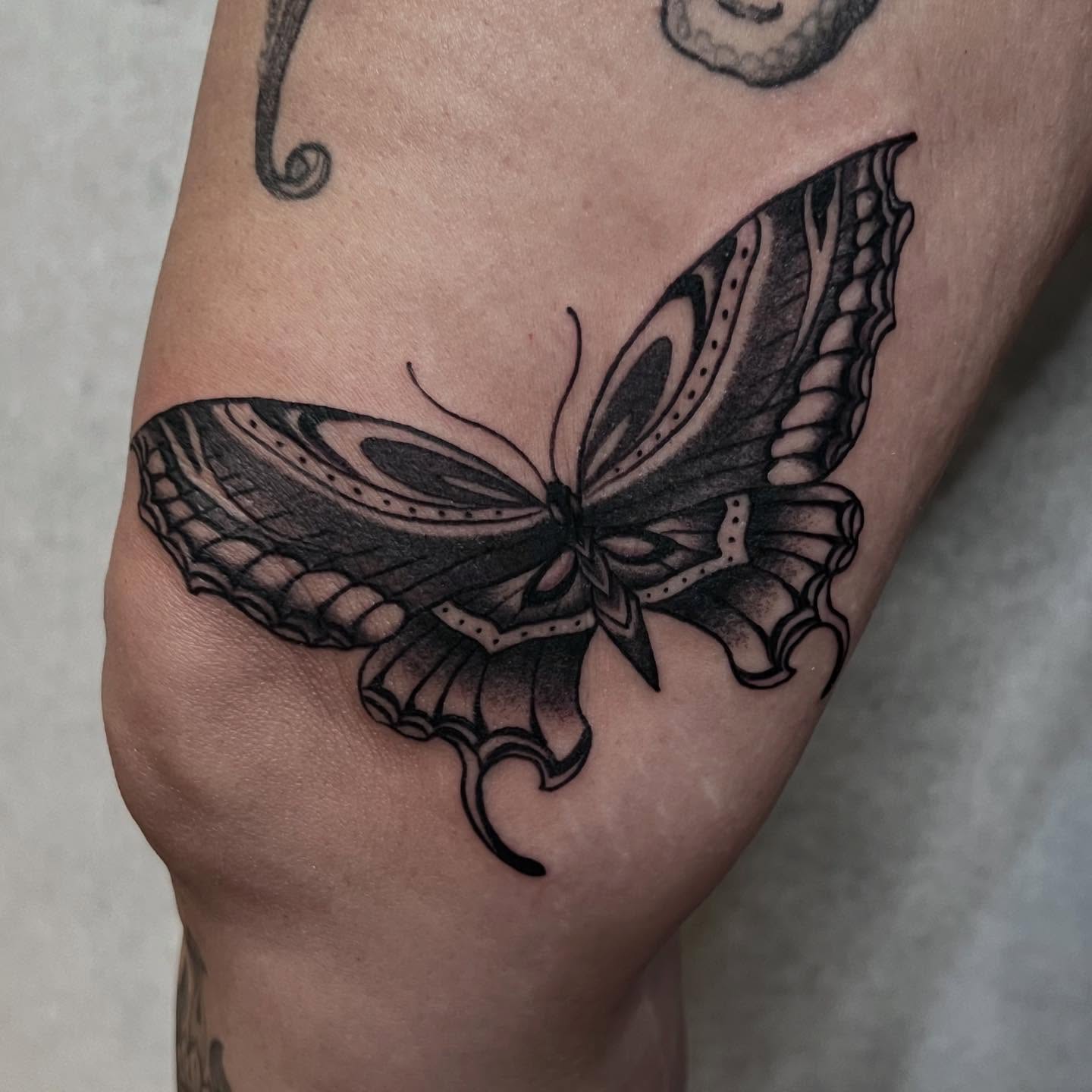 Tattoo by @woodrowtattoo — black_and_grey