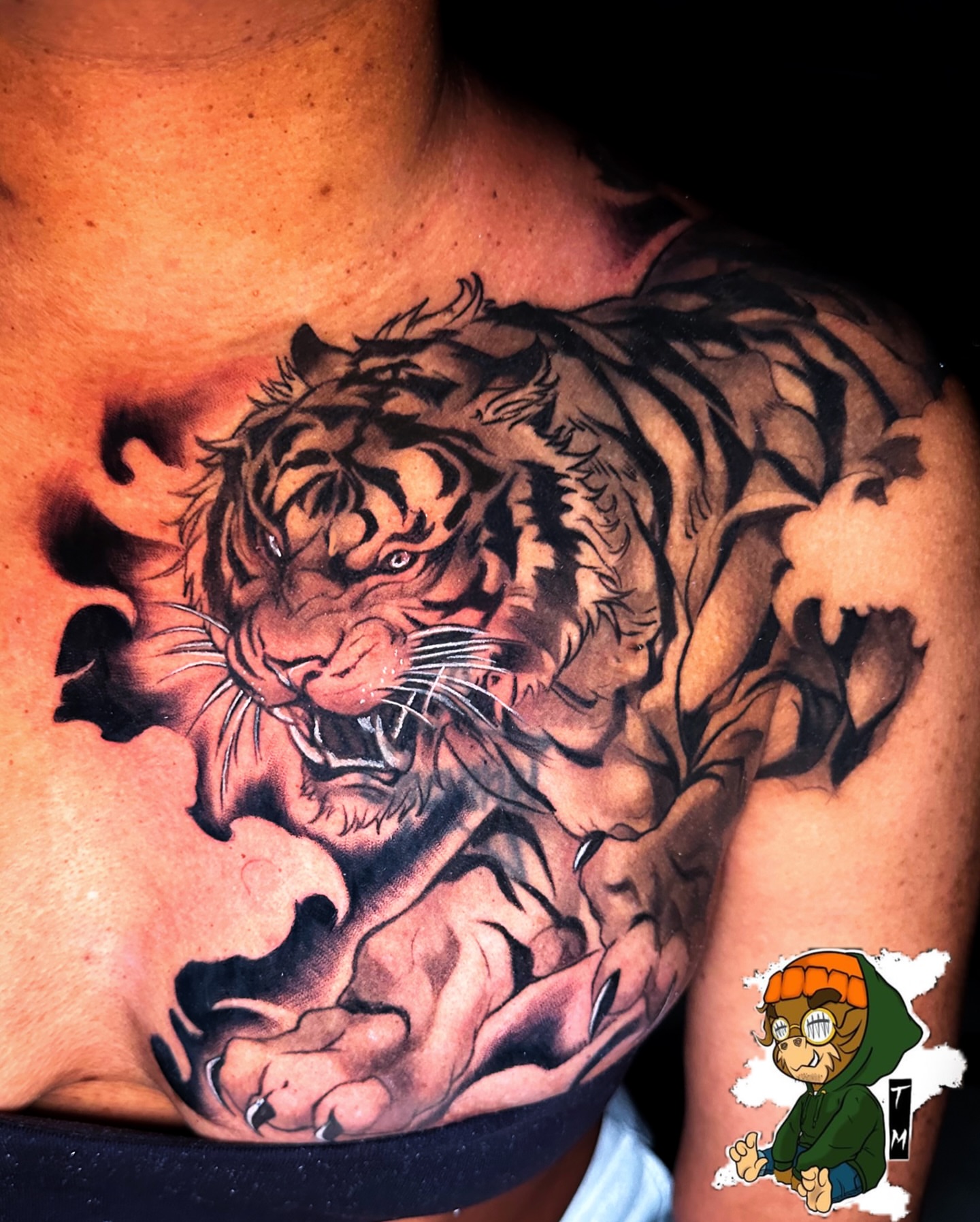 Tiger realism tattoo on the chest by Davone Joyner, Richmond, Virginia