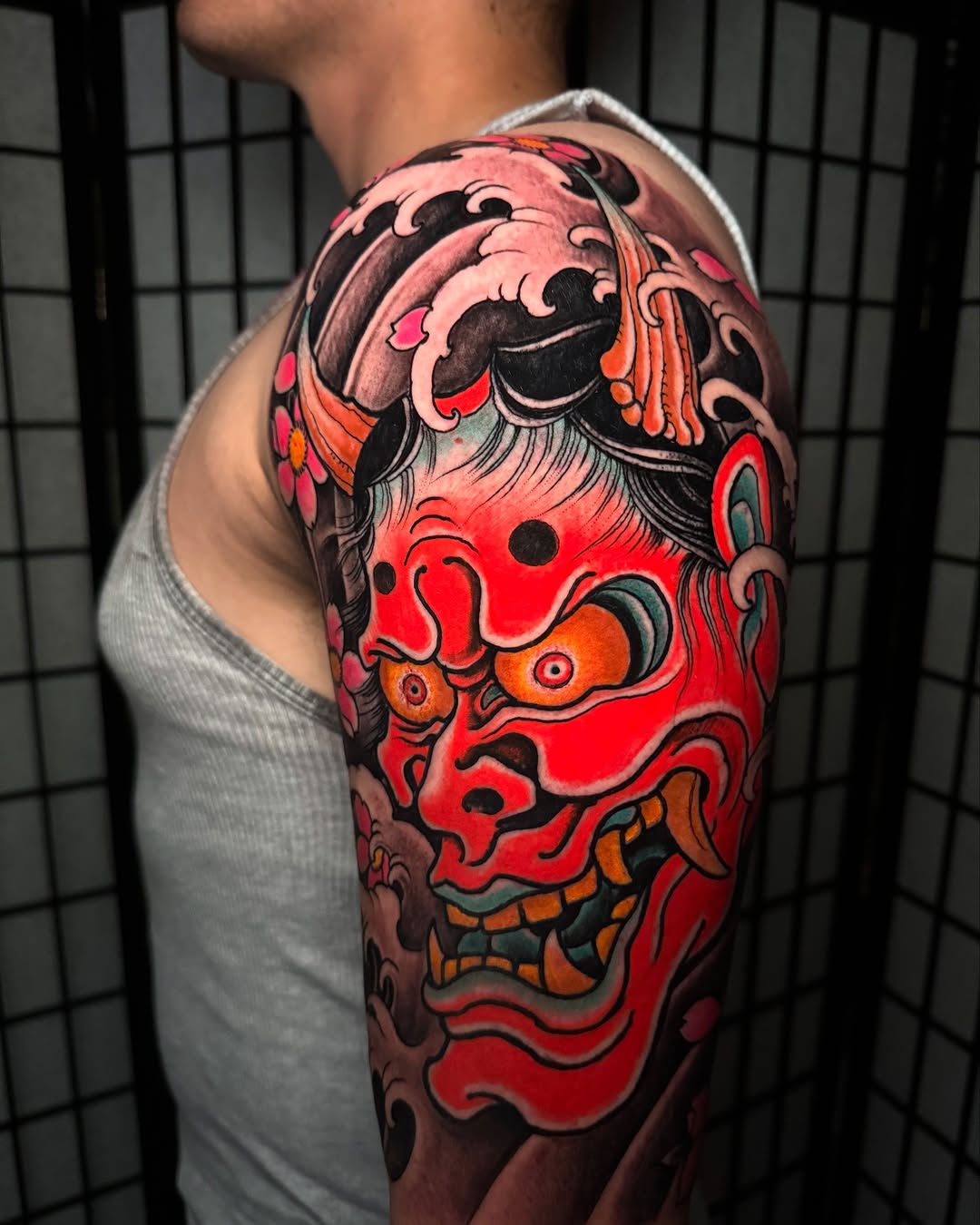 Japanese tattoo on the upper arm by 𝙉𝙄𝘾𝙆 𝘾𝘼𝙍𝙐𝙎𝙊, New York, New York