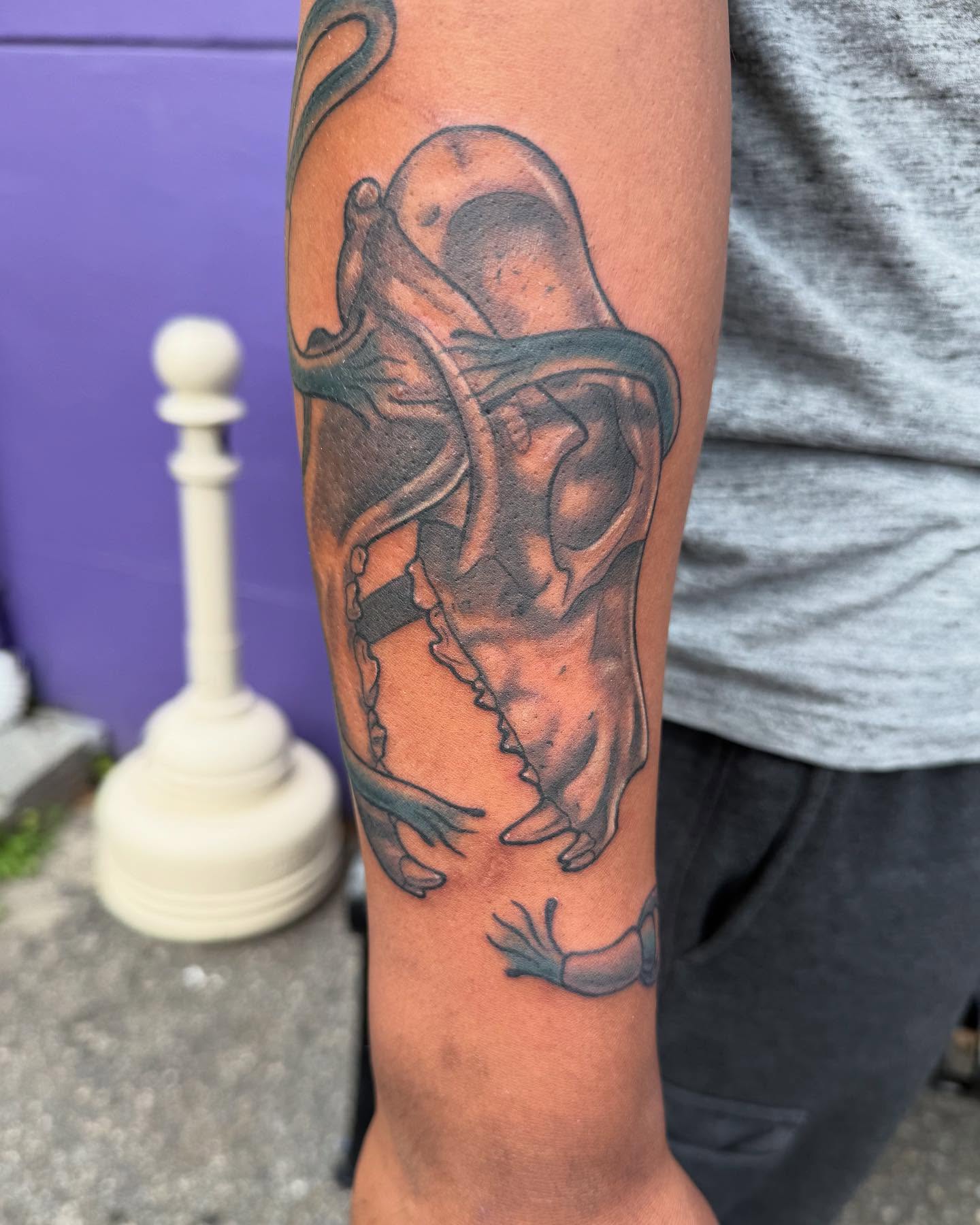 Tattoo by @krasuetattoo — black_and_grey