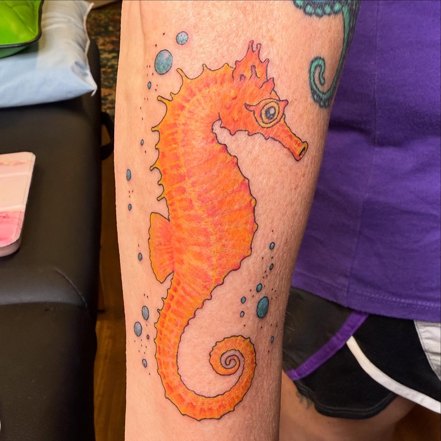 Tattoo by @inyourskiin — dotwork
