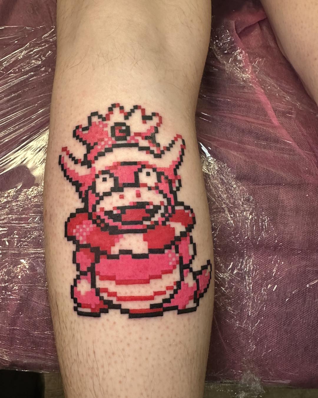 Tattoo by @sailorlori — dotwork