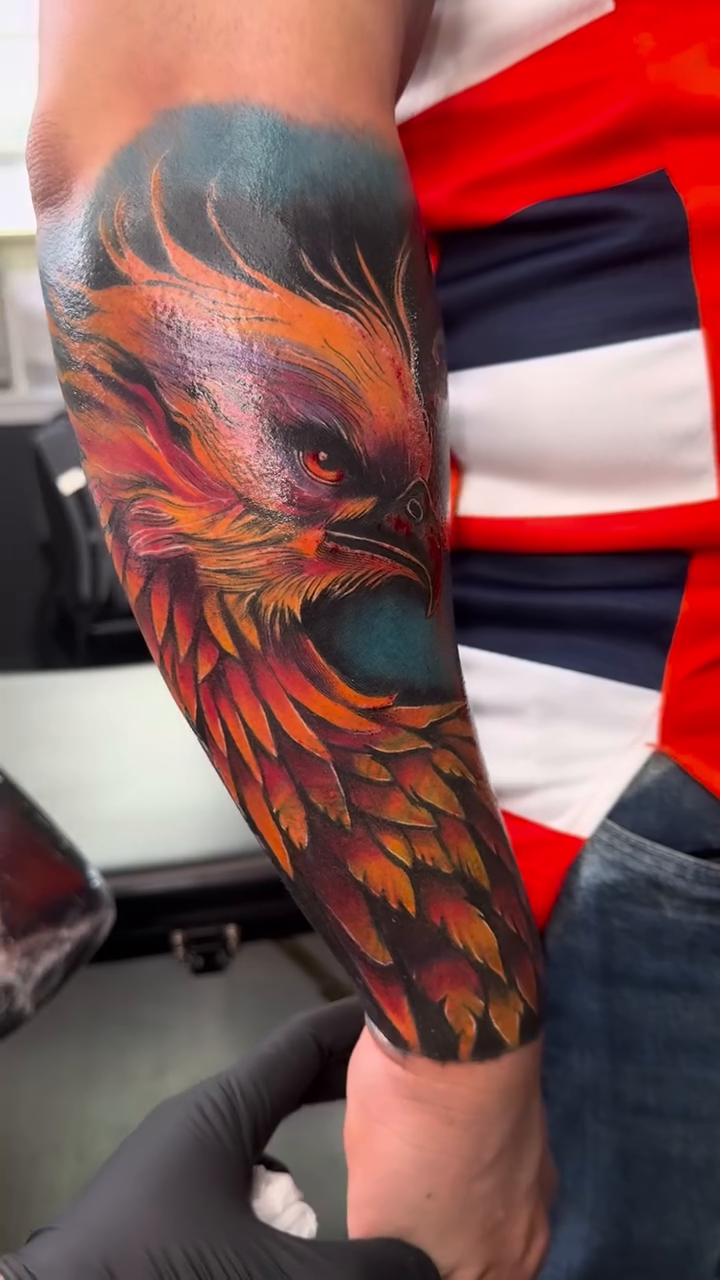 Phoenix realism tattoo by Licensed Tattoo Artist πΈπ»