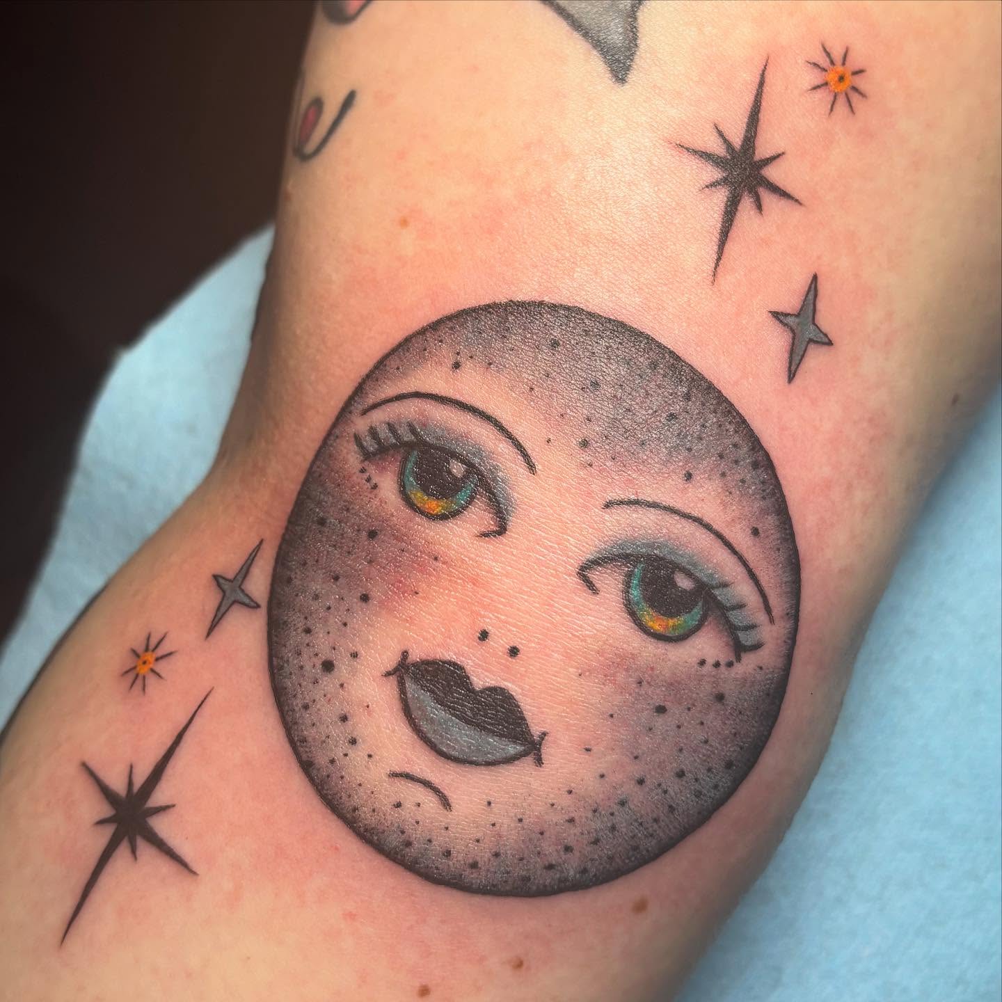 Tattoo by @bb.tatt00s — dotwork, realism