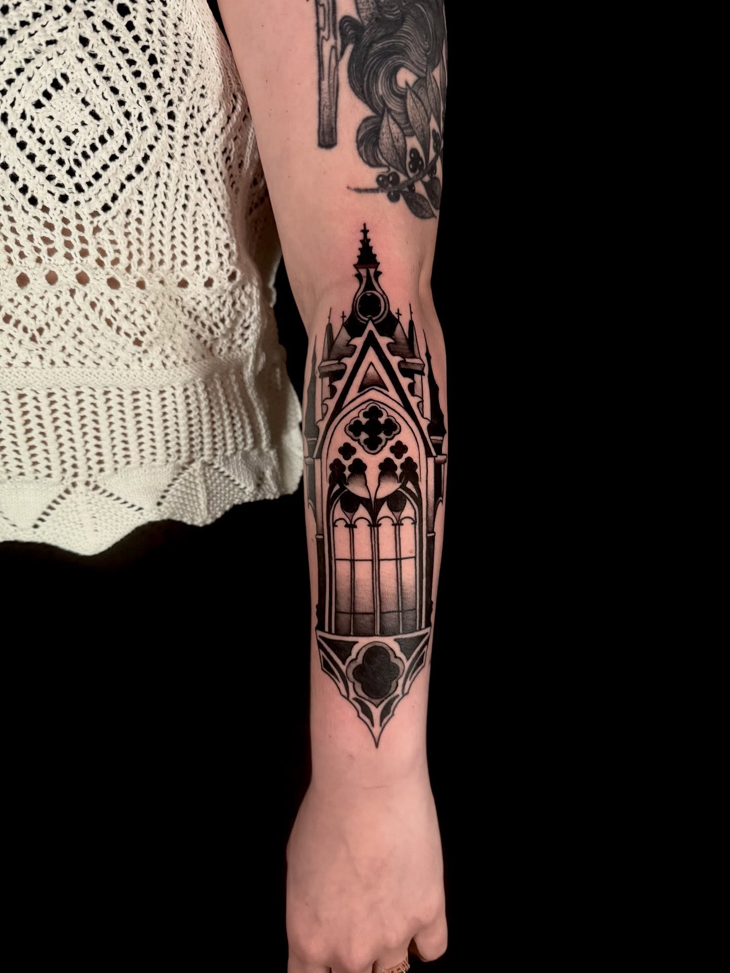Tattoo by @breestallworthtattoo — black_and_grey