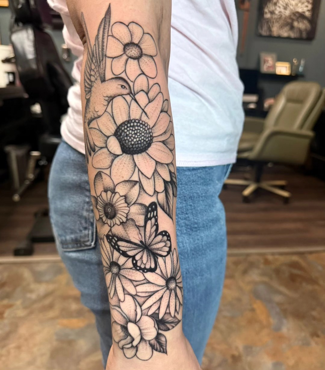 Sunflowers and butterfly dotwork tattoo on the forearm by ๐๐ช๐ฝ๐ฑ๐ ๐๐ฒ๐ป๐ต ๐ฃ๐ช๐ฝ๐ฝ๐ธ๐ธ