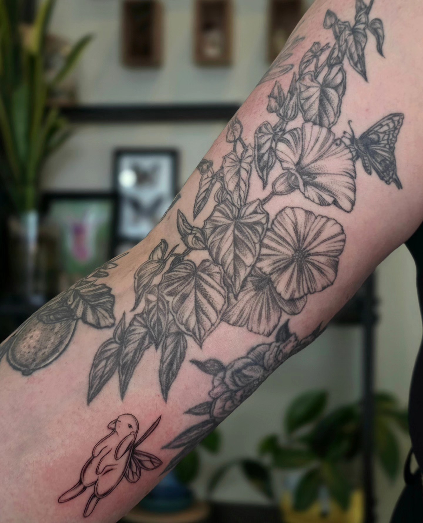 Tattoo by @cc_tattoos — black_and_grey