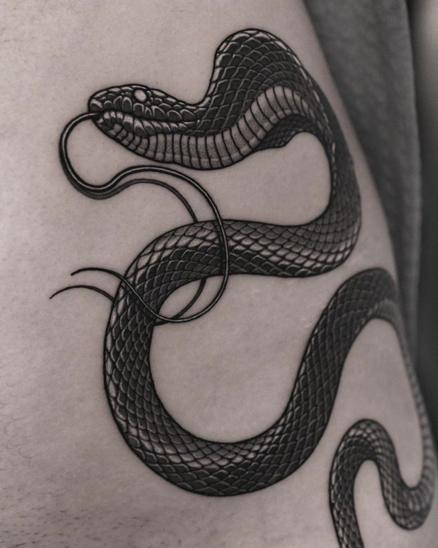 Tattoo by @koonoblk — black_and_grey
