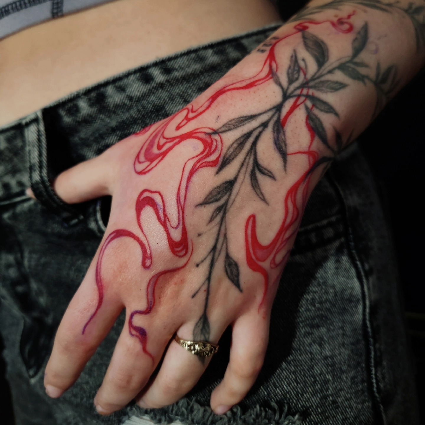 Tattoo by @krystersanchez — new_school, illustrative