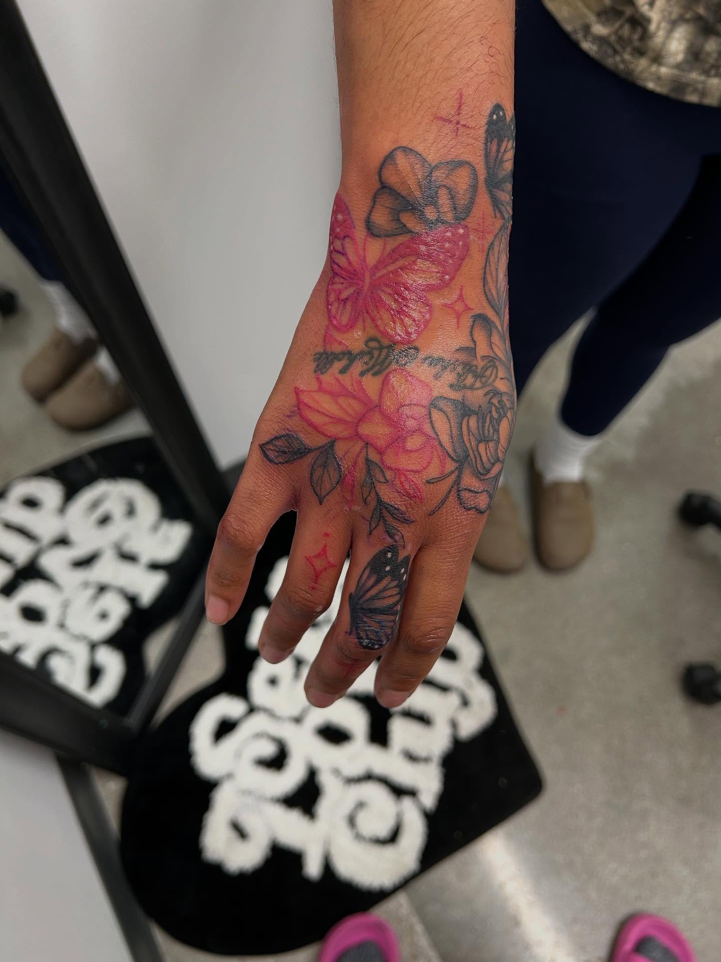 Tattoo by @stephsworldofink — american_traditional, dotwork