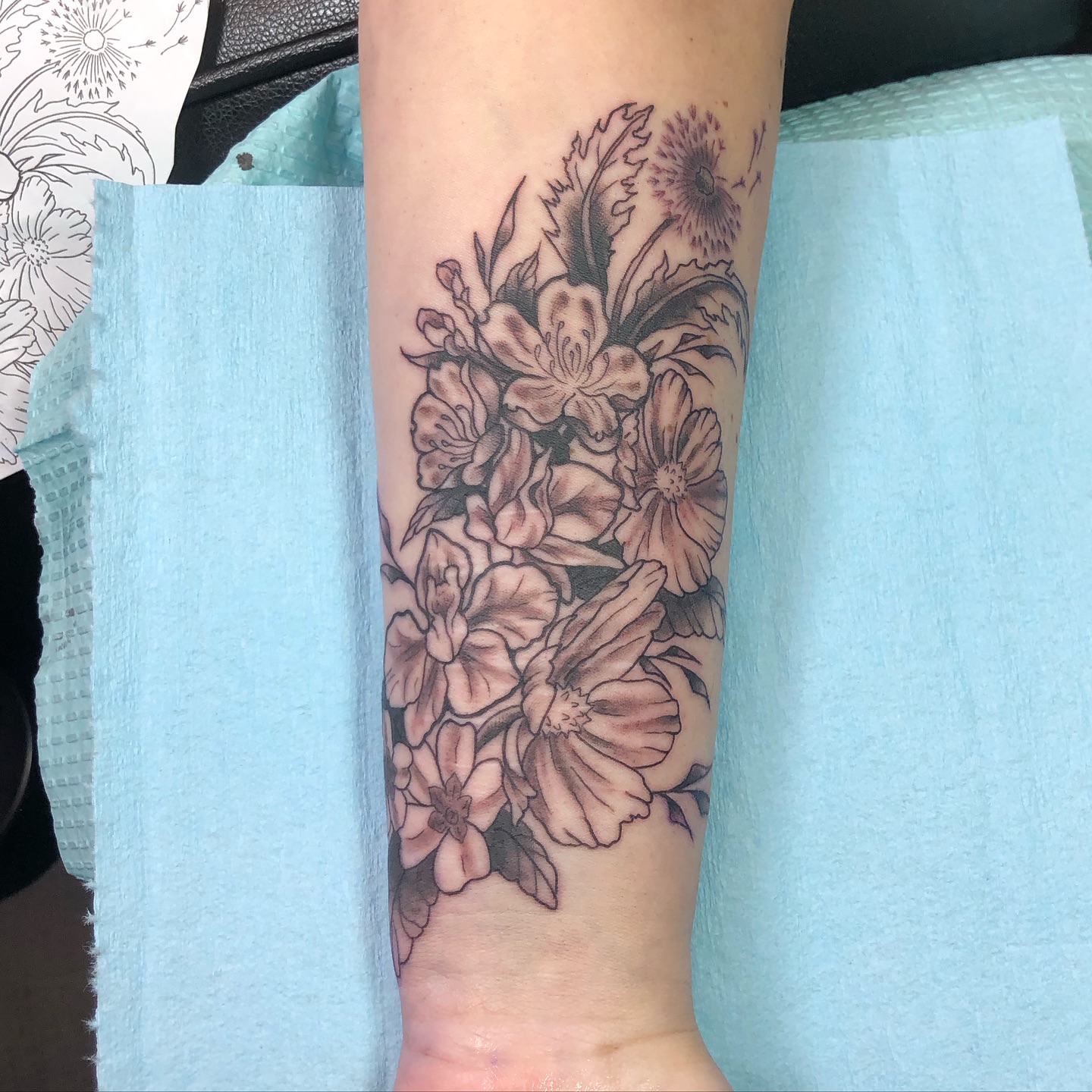 Tattoo by @aidabtattoo — black_and_grey