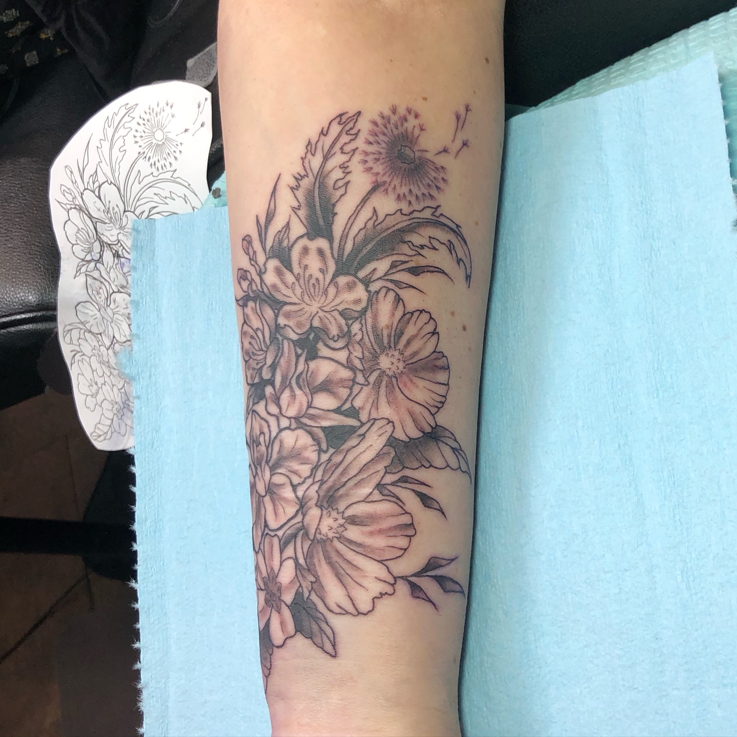 Tattoo by @aidabtattoo — black_and_grey