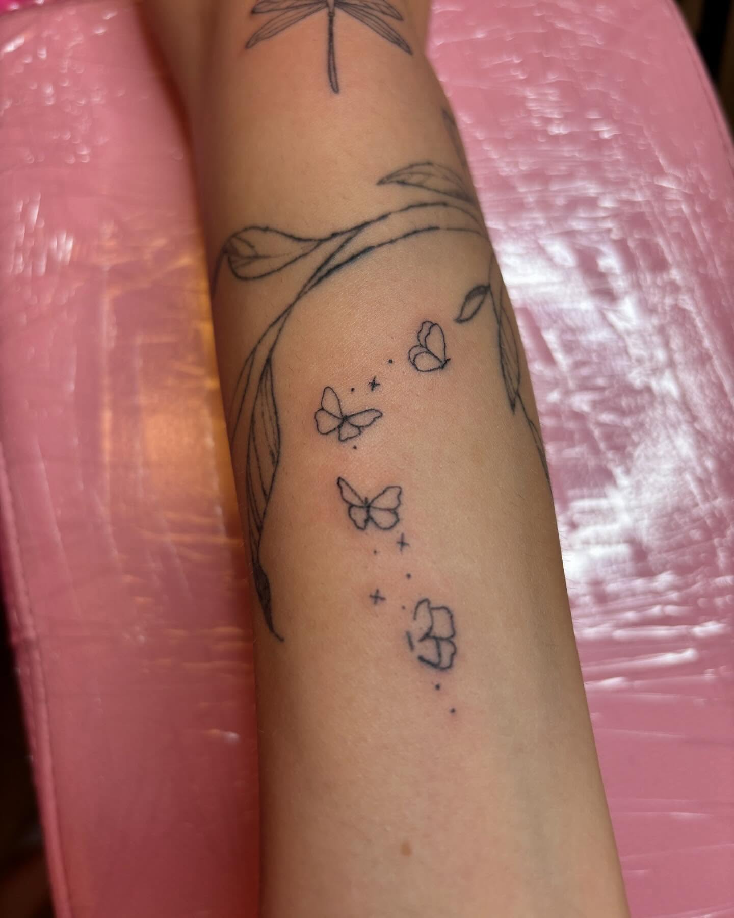 Tattoo by @essentialinktattoos — dotwork