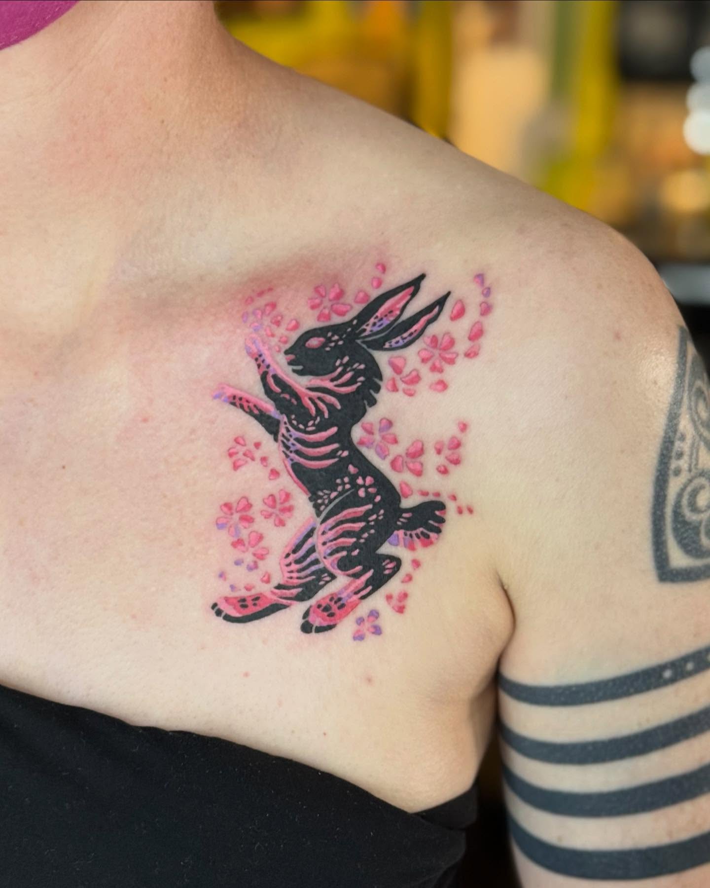 Tattoo by @stevielichous — dotwork, japanese_irezumi