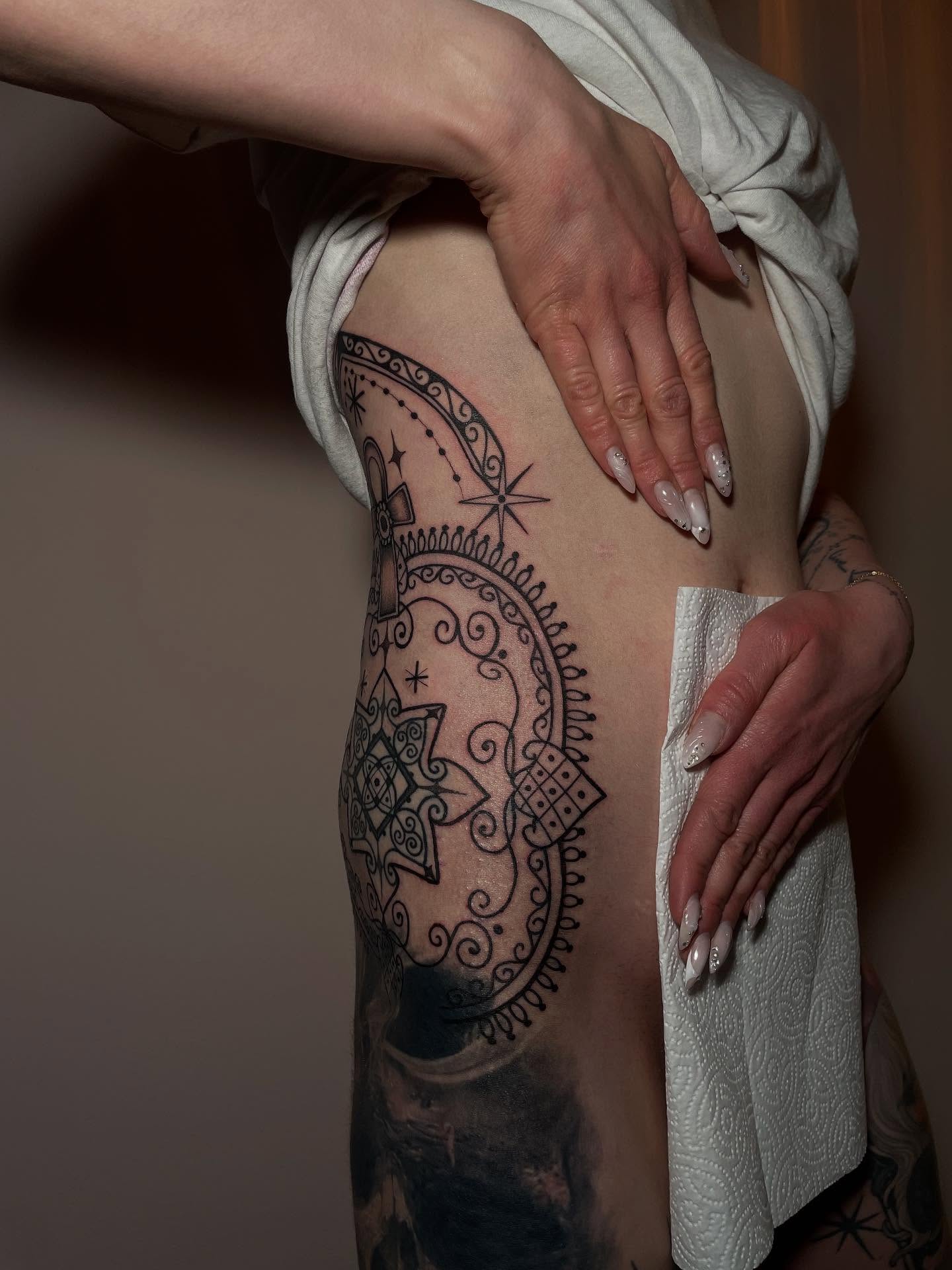 Mandala ornamental tattoo on the thigh by Danika Brooke 🧿