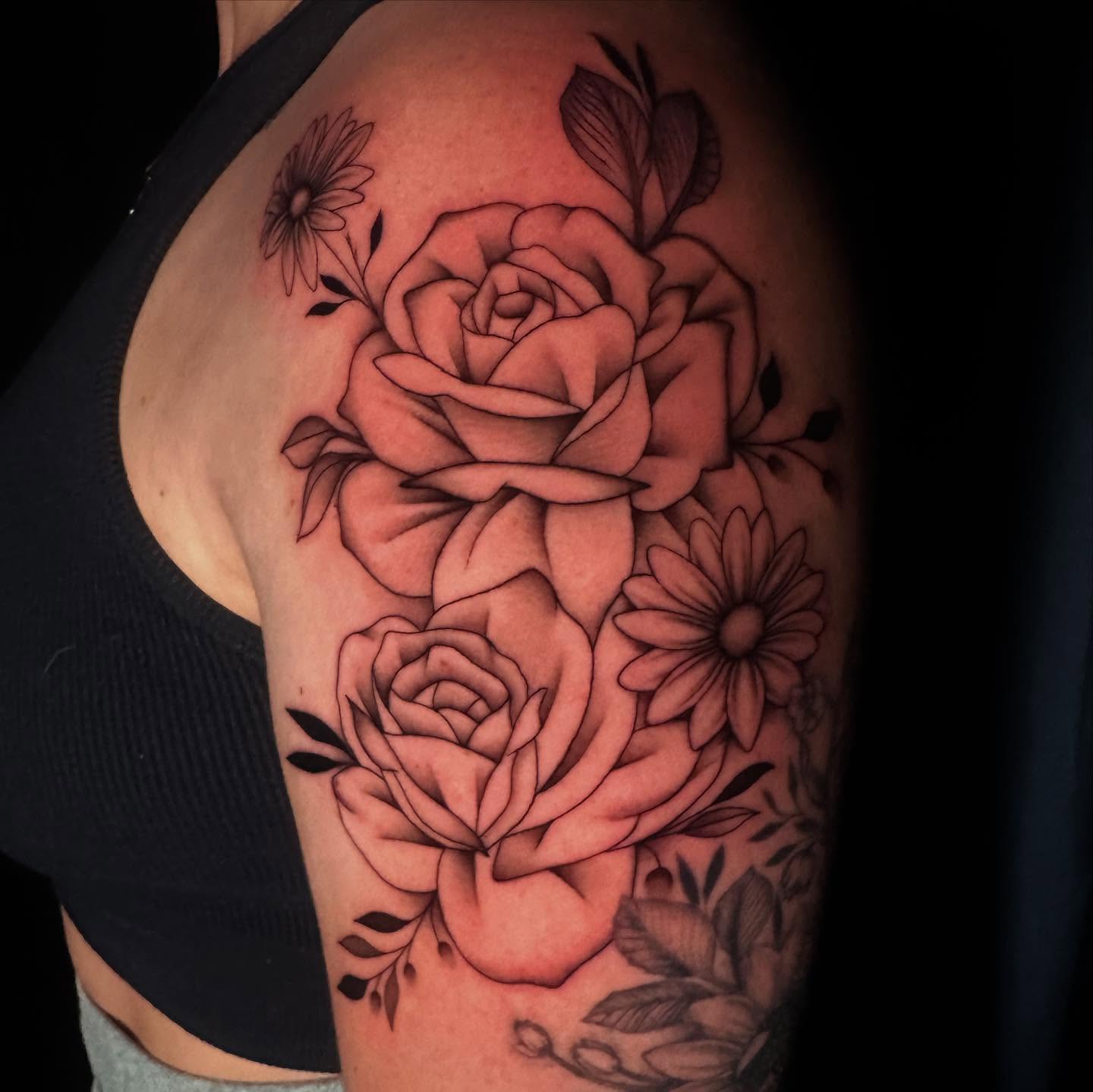 Tattoo by @jongioiatattoo — black_and_grey