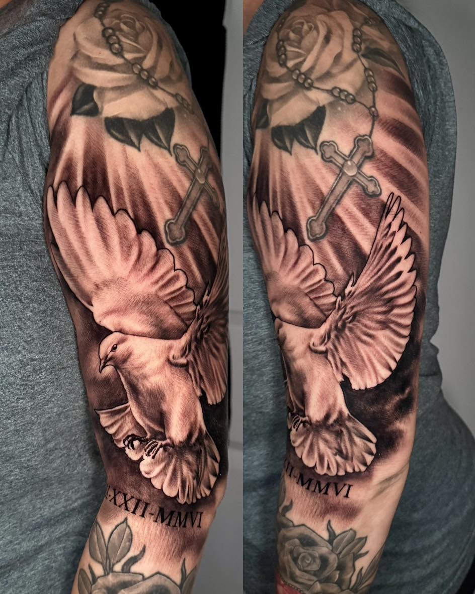 Tattoo by @juliabodyart — black_and_grey, realism