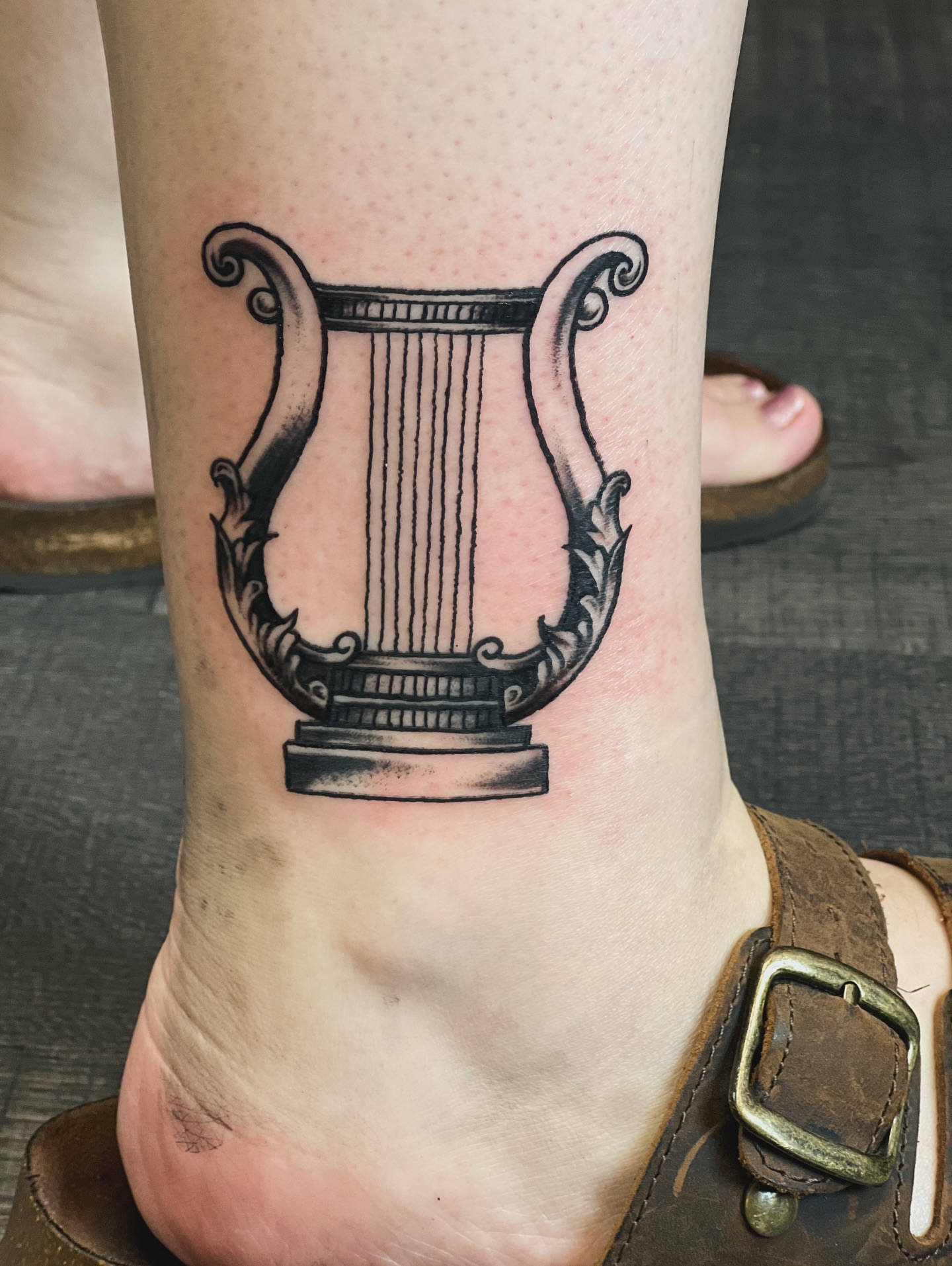 Tattoo by @babyhands.tattoos — black_and_grey