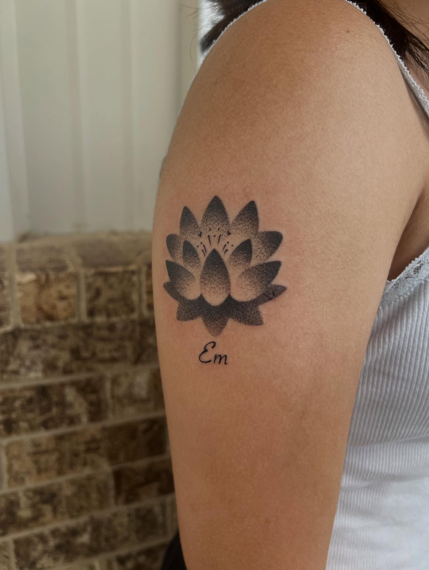 Lotus flower dotwork tattoo on the shoulder by ty ☆ nbtx tattoo artist