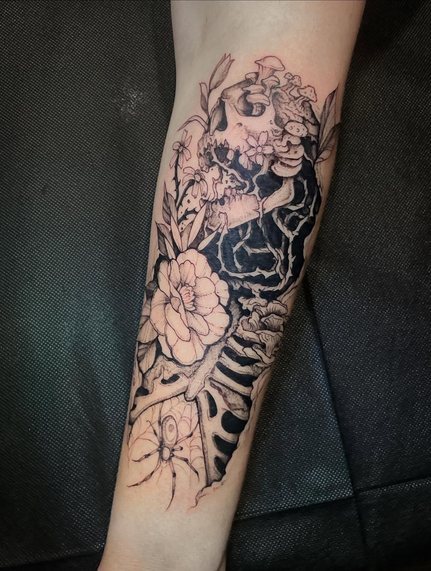 Tattoo by @jean13.tattoo — black_and_grey, realism