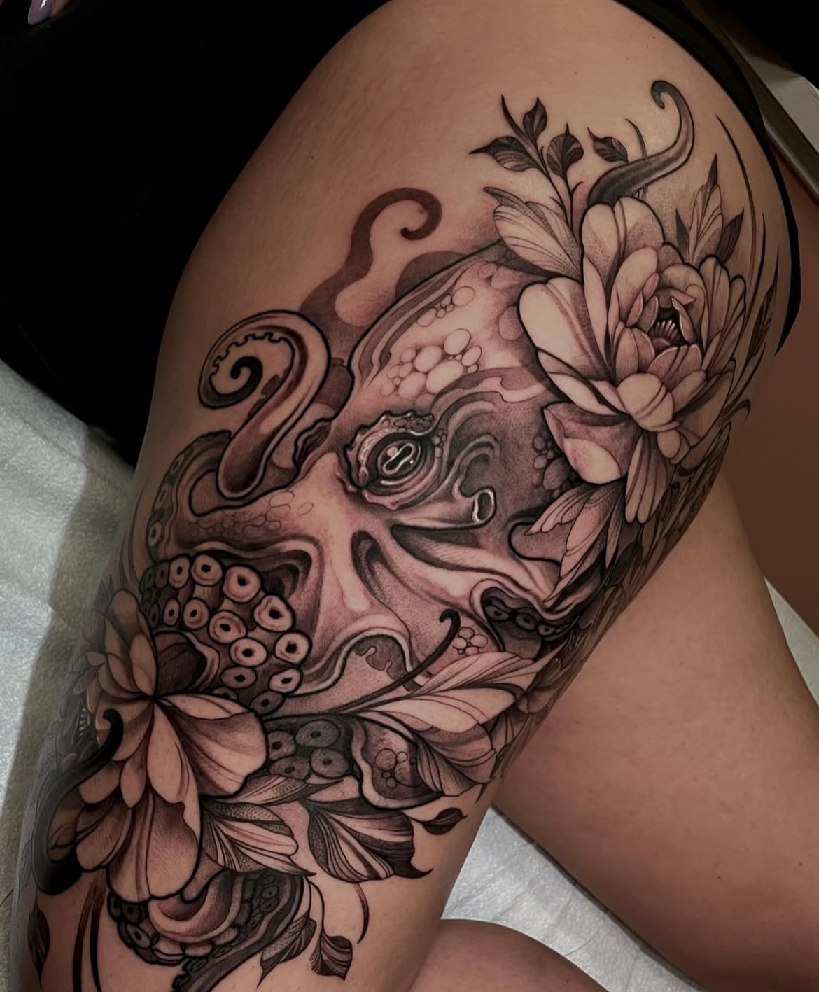 Tattoo by @ladysky_tattoo — black_and_grey, realism