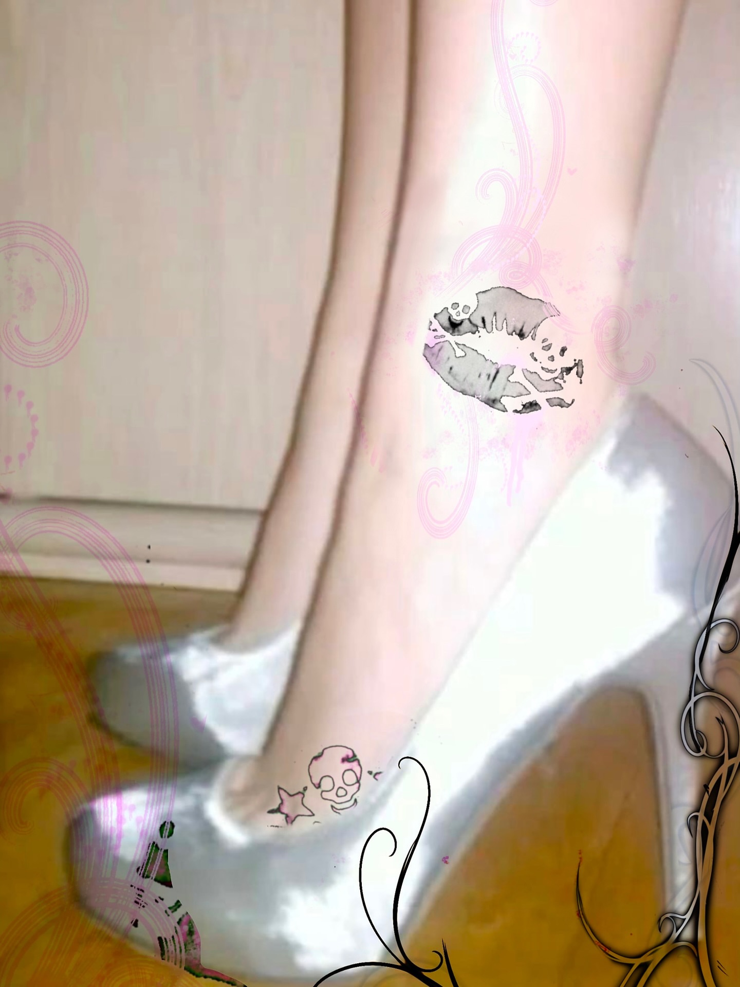 Kiss mark black and grey tattoo on the leg by @miffythereaper