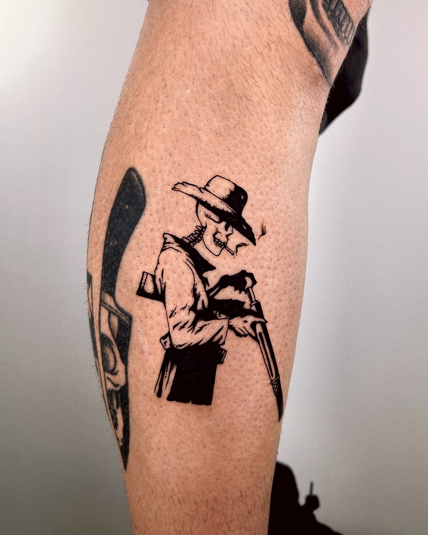 Tattoo by @ibuylemurs — black_and_grey