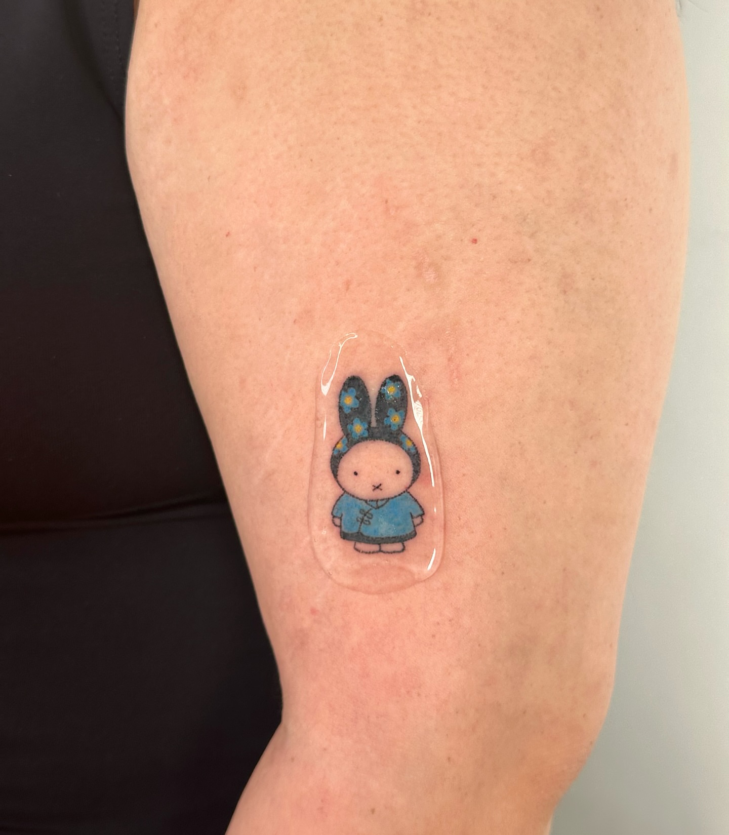 Tattoo by @suzietattoo — illustrative