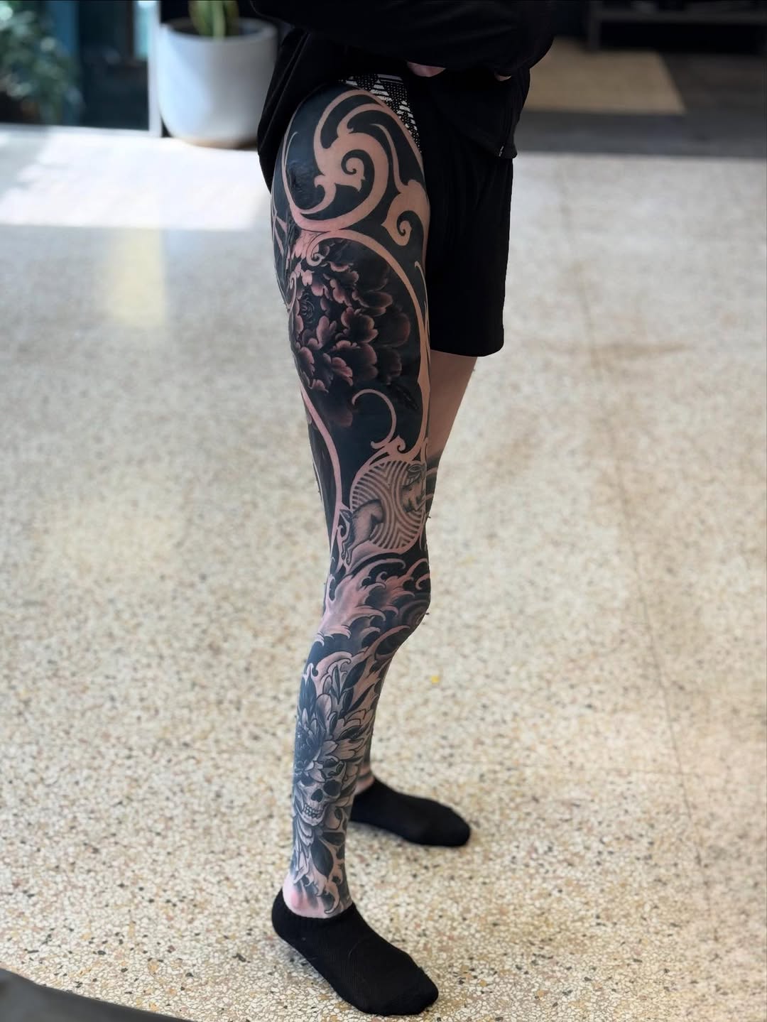 Tattoo by @abraxastattoo — japanese_irezumi, blackwork