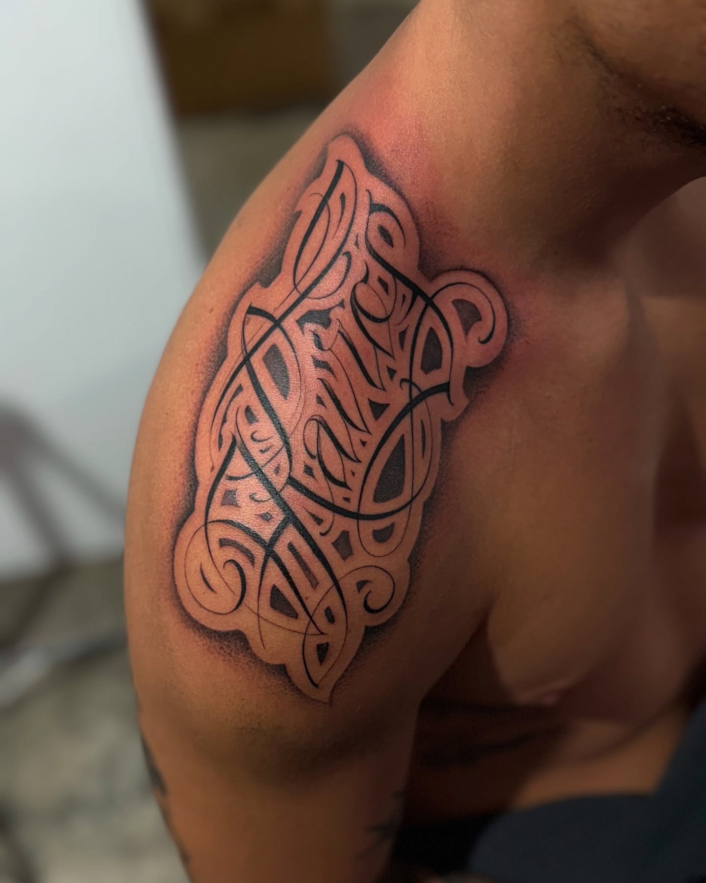 Tattoo by @aleckzi_ramos — black_and_grey, geometric