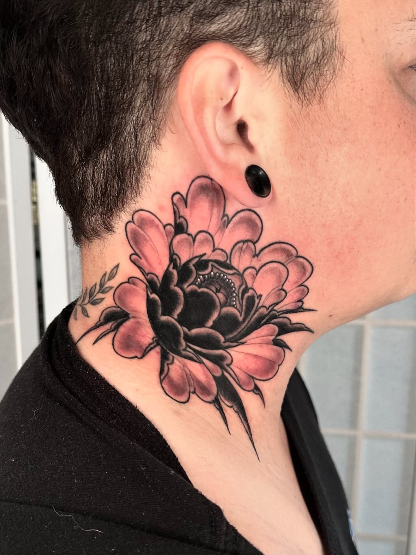 Tattoo by @henrytattoos — realism