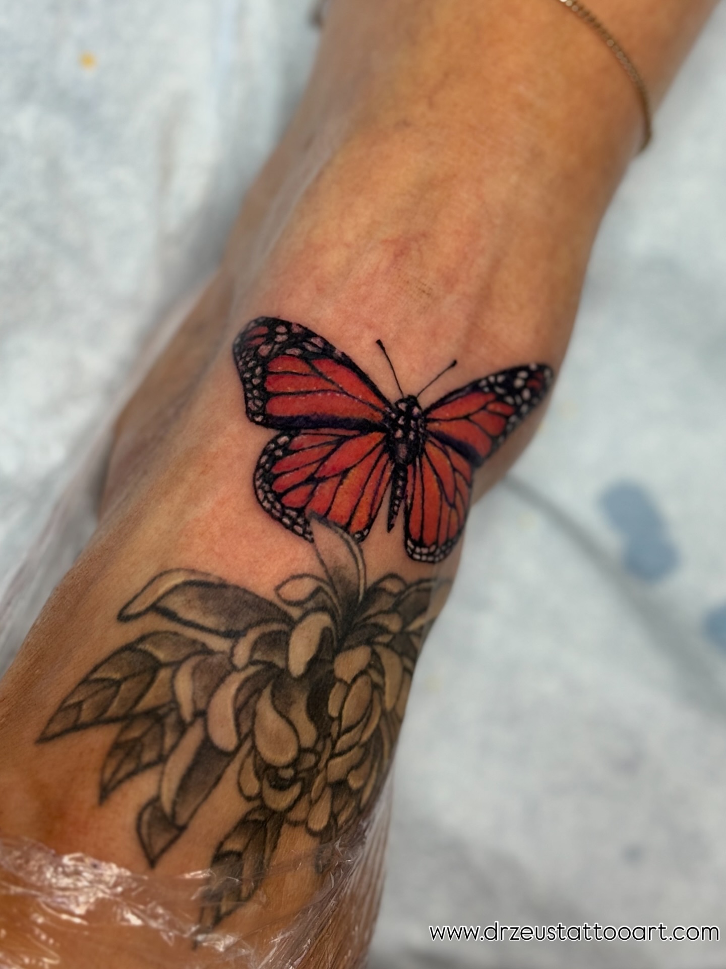 Tattoo by @dr_zeus_tattoo — realism