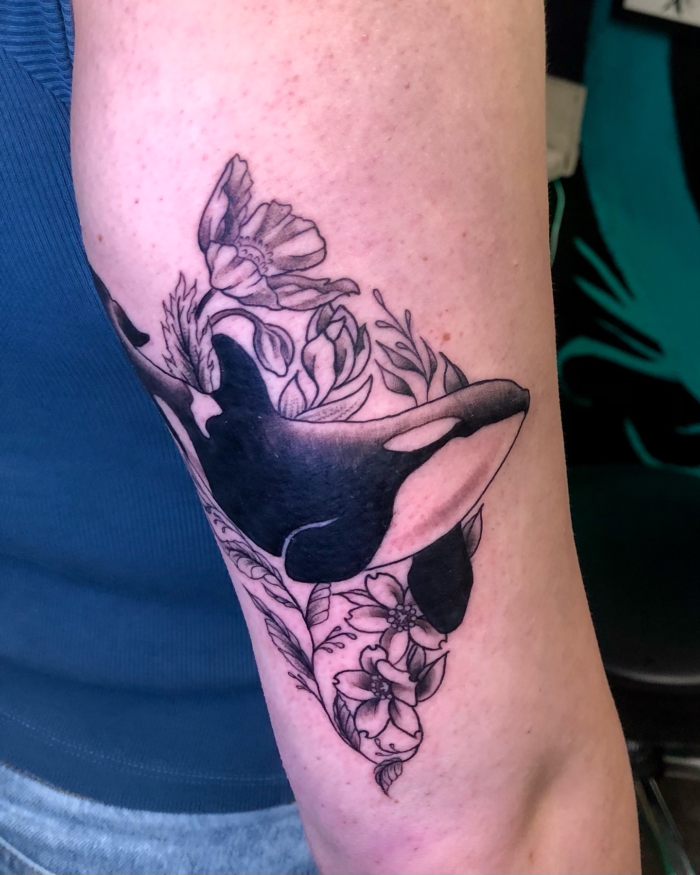 Tattoo by @aidabtattoo — black_and_grey