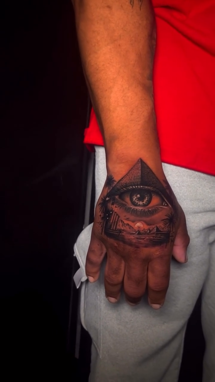 All-seeing eye realism tattoo by Mariella Elizabeth Paul ππ€