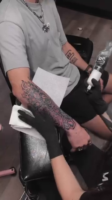Tattoo by @blainoinsanotattoo — japanese_irezumi, black_and_grey
