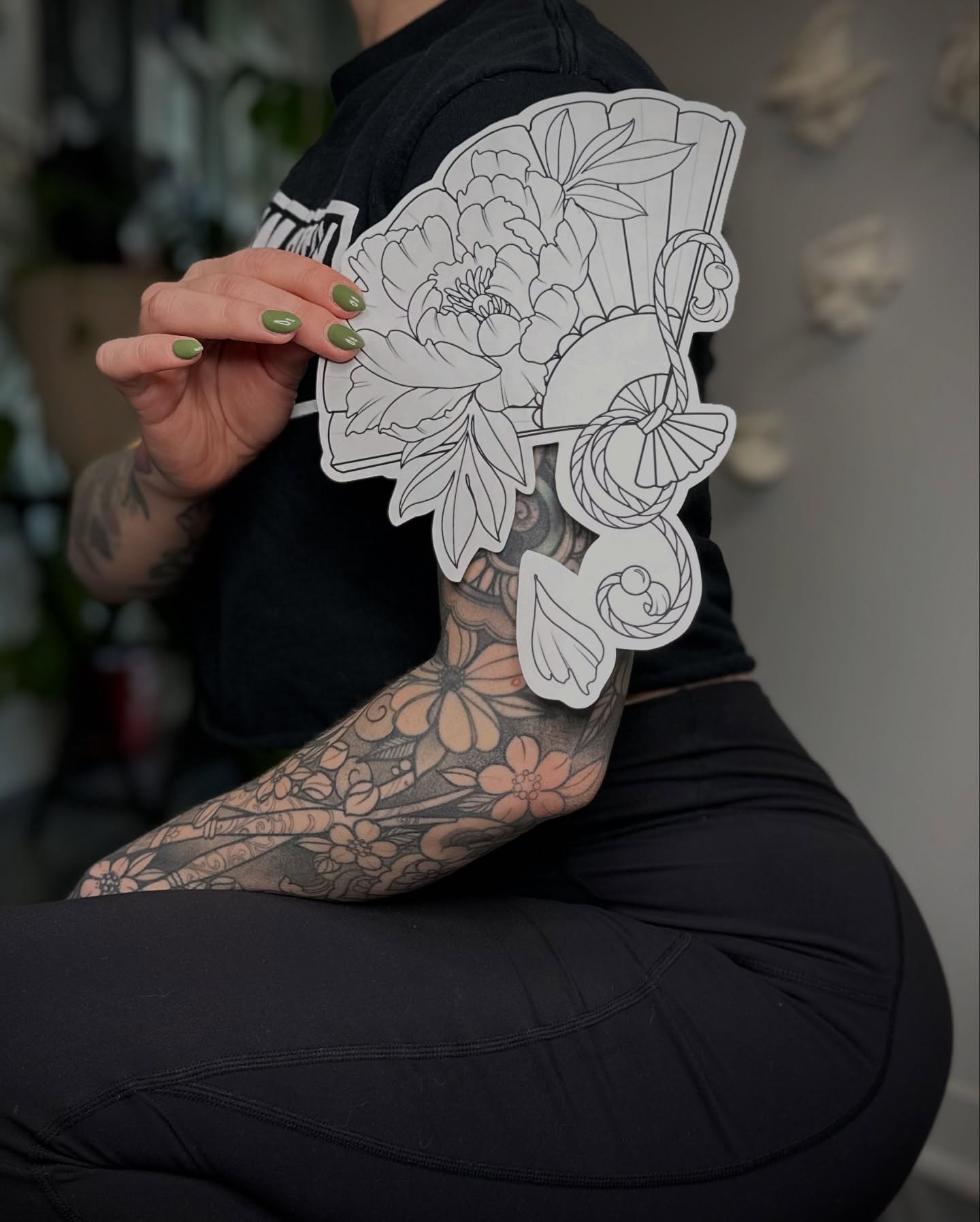 Floral bouquet black and grey tattoo on the upper arm by ✨Sarah Knapp✨, Eugene, Oregon