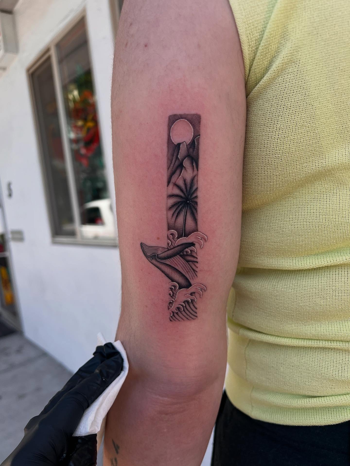 Tattoo by @molliecooltattoos — black_and_grey