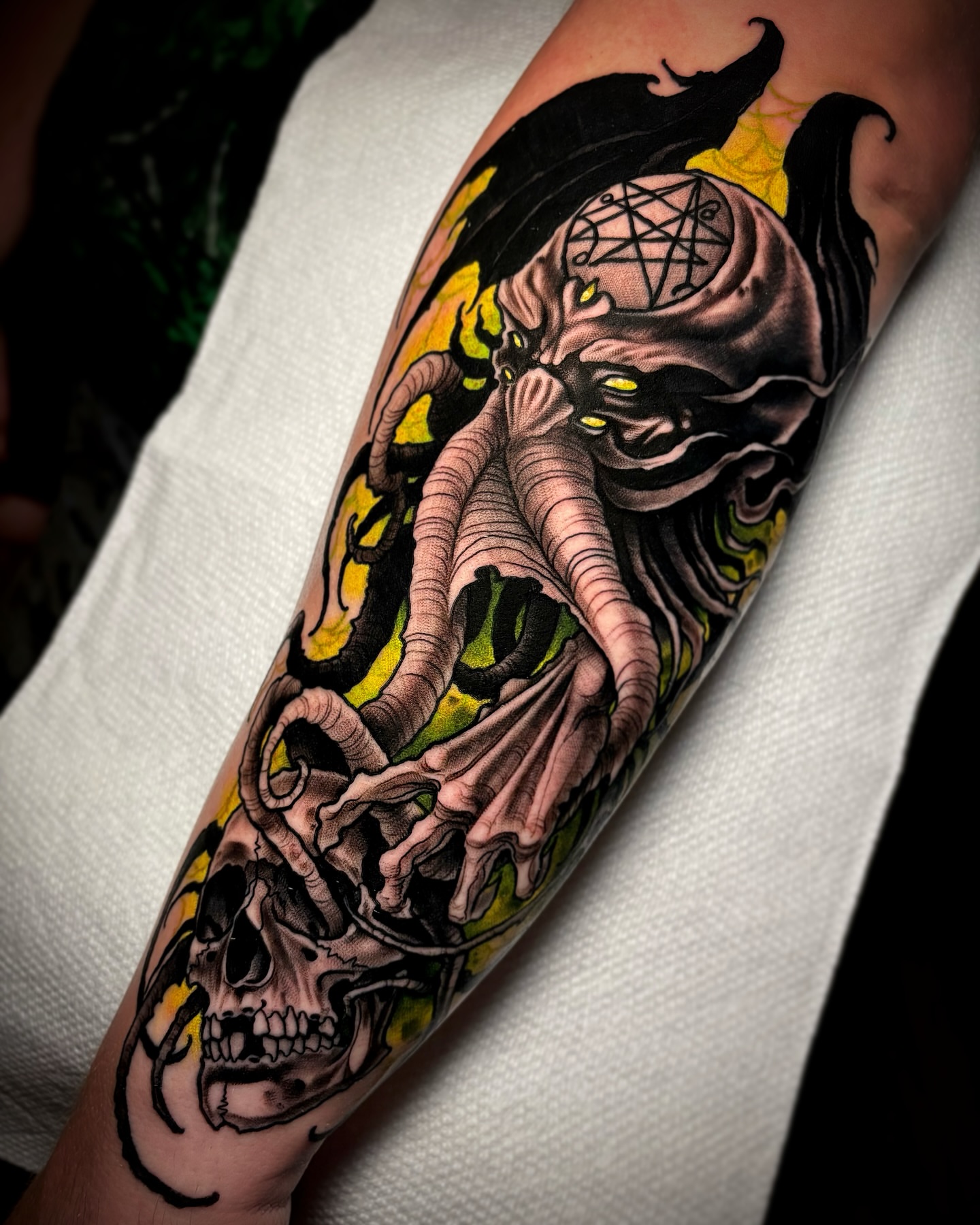 Tattoo by @jeffsaunderstattoo β dark_realism, realism
