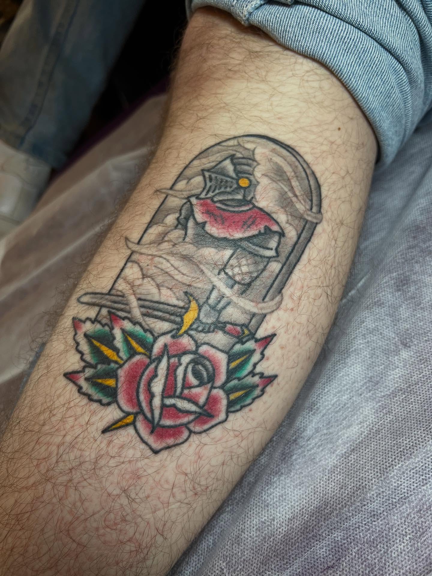 Tattoo by @hellbers — american_traditional