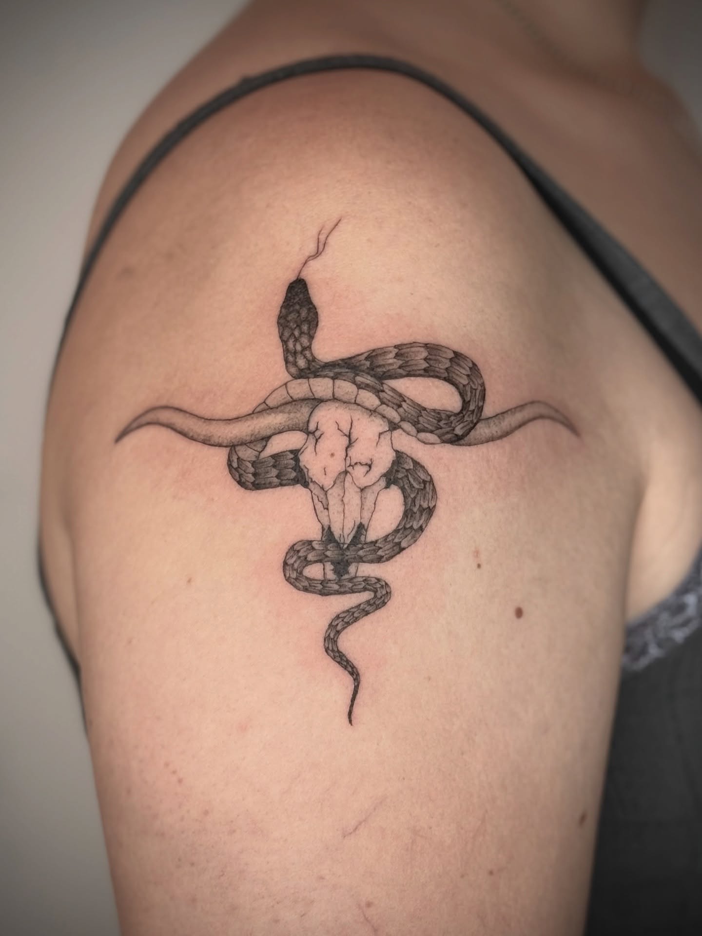 Tattoo by @gagemansfield.tattoos — black_and_grey, realism